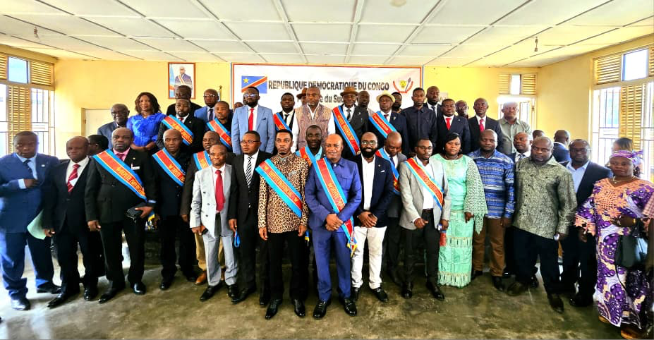 Photo de groupe lors de l'ouverture de la session ordinaire de mars 2026 de l'Assembl&eacute;e Provinciale du Sud-Kivu &agrave; Uvira