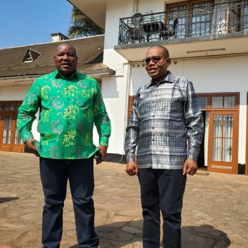 Sud-Kivu : L’honorable Claude NYAMUGABO encourage le Gouverneur Théo NGWABIDJE KASI pour les efforts de développement de la Province