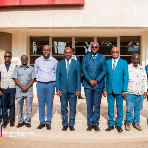 Sud-Kivu : Le Gouverneur Jean-Jacques PURUSI annonce un programme d’urgence pour la réhabilitation des axes routiers prioritaires de la voirie de Bukavu et routes nationales